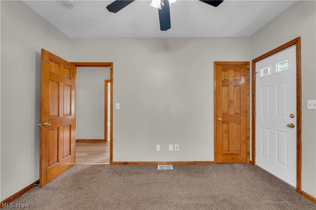 1460 E 204th Street Euclid OH 44117