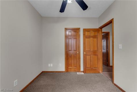 1460 E 204th Street Euclid OH 44117