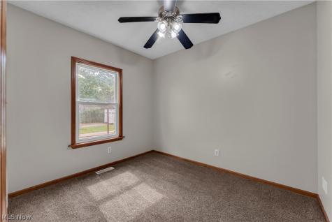 1460 E 204th Street Euclid OH 44117