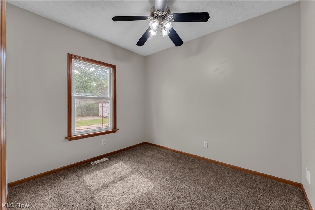 1460 E 204th Street Euclid OH 44117