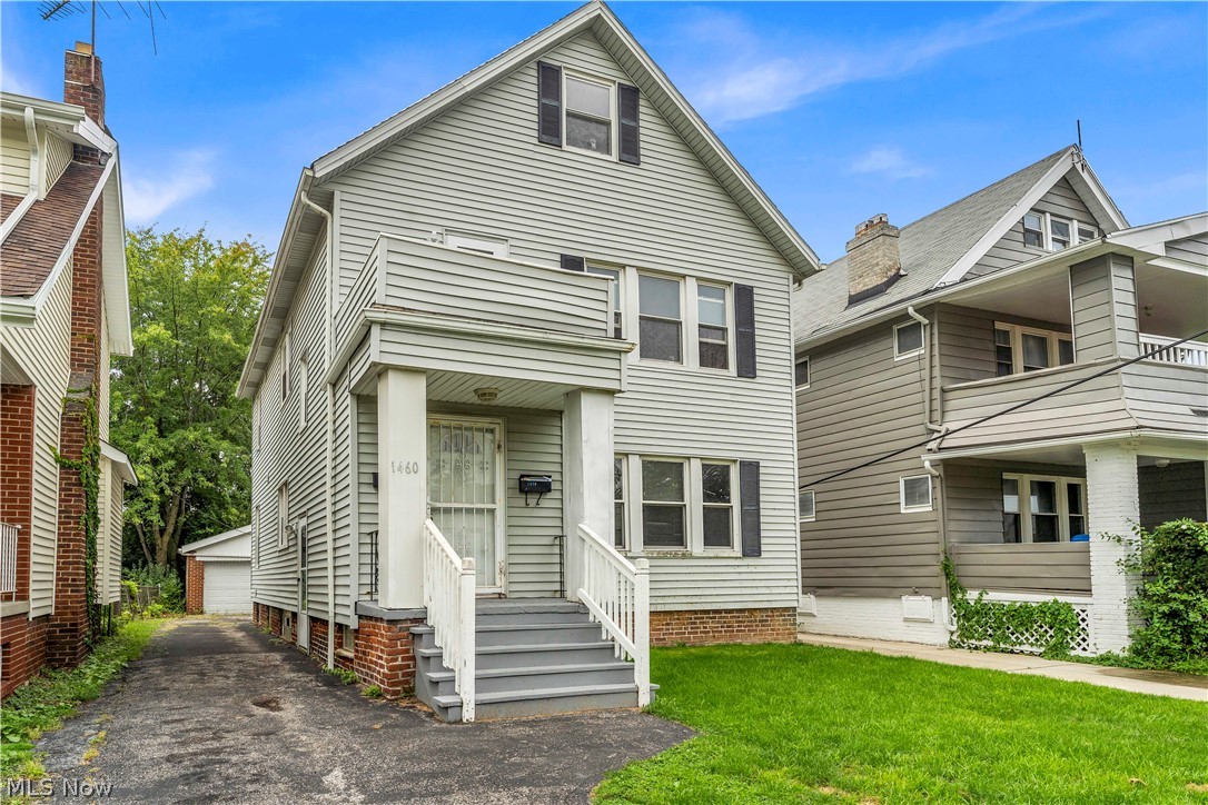 1460 E 204th Street Euclid OH 44117