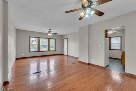 1460 E 204th Street Euclid OH 44117