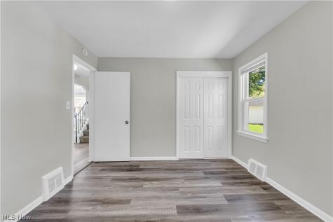 14665 Pease Road Maple Heights OH 44137