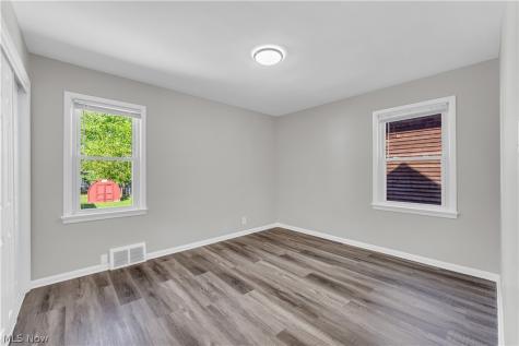 14665 Pease Road Maple Heights OH 44137