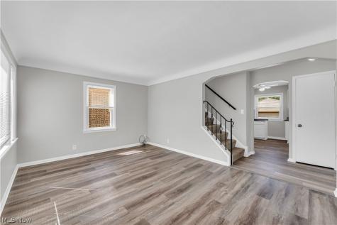 14665 Pease Road Maple Heights OH 44137
