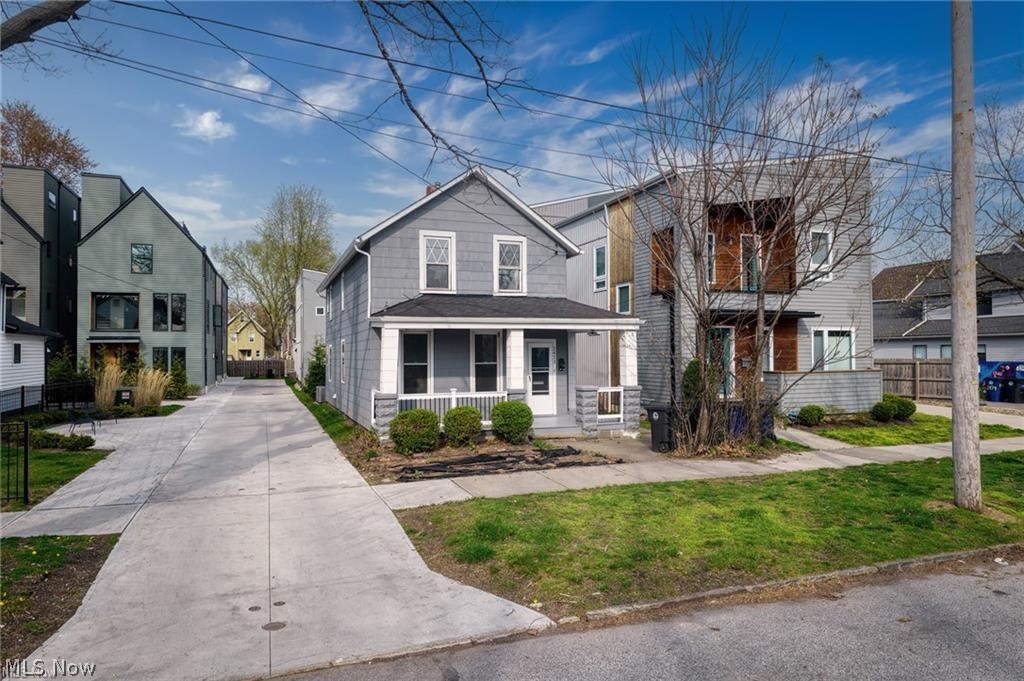 2471 Tremont Avenue Cleveland OH 44113