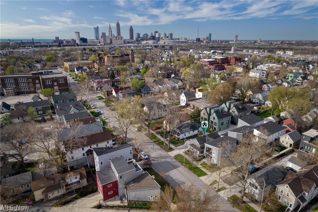 2471 Tremont Avenue Cleveland OH 44113