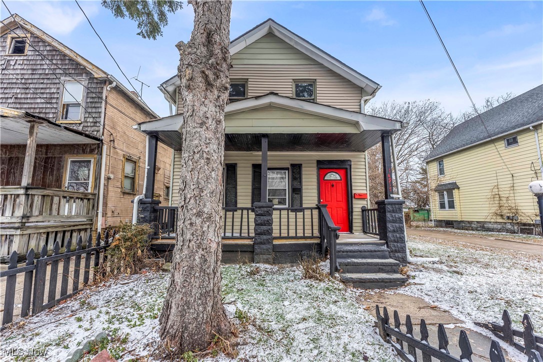 14917 Darwin Avenue Cleveland OH 44110