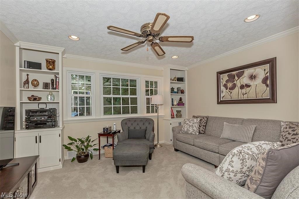 2415 Fenwick Road University Heights OH 44118