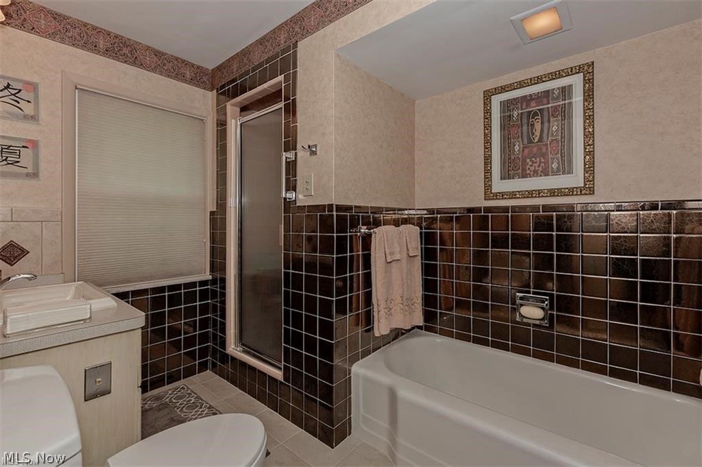 2415 Fenwick Road University Heights OH 44118