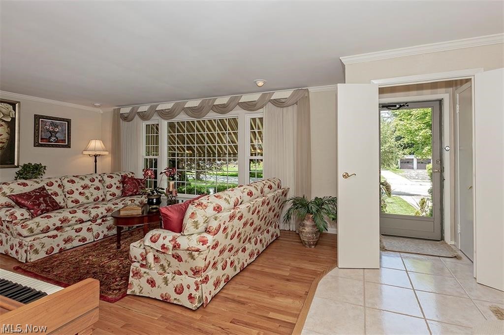 2415 Fenwick Road University Heights OH 44118