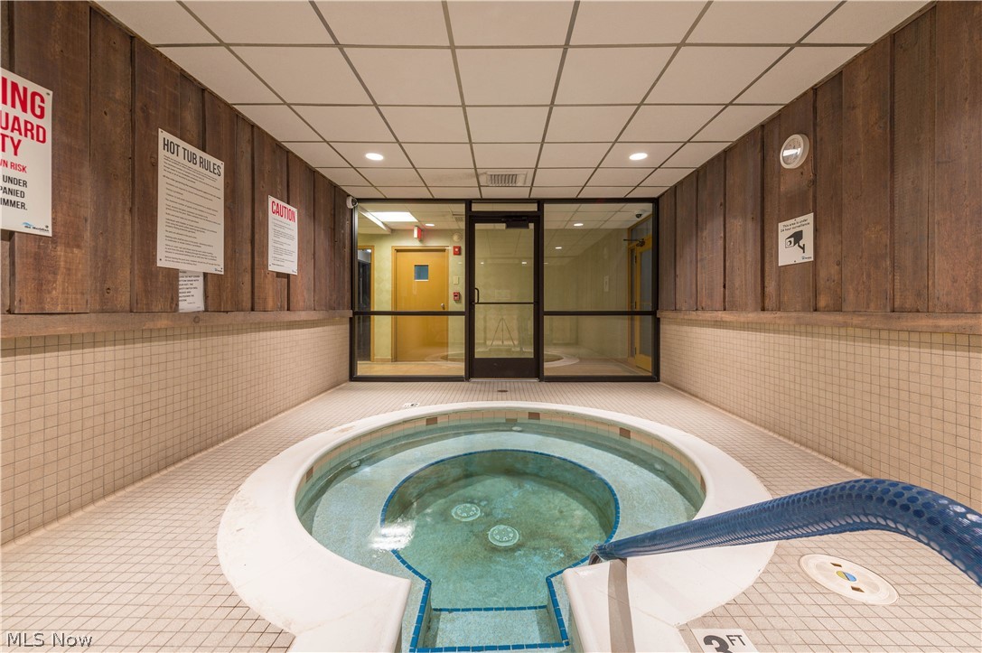 12550 Lake Avenue Lakewood OH 44107