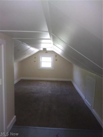 1935 Cherry Hill Avenue Youngstown OH 44509