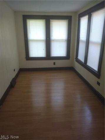 1935 Cherry Hill Avenue Youngstown OH 44509