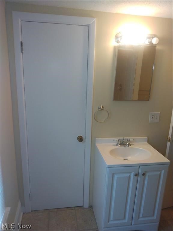 1935 Cherry Hill Avenue Youngstown OH 44509