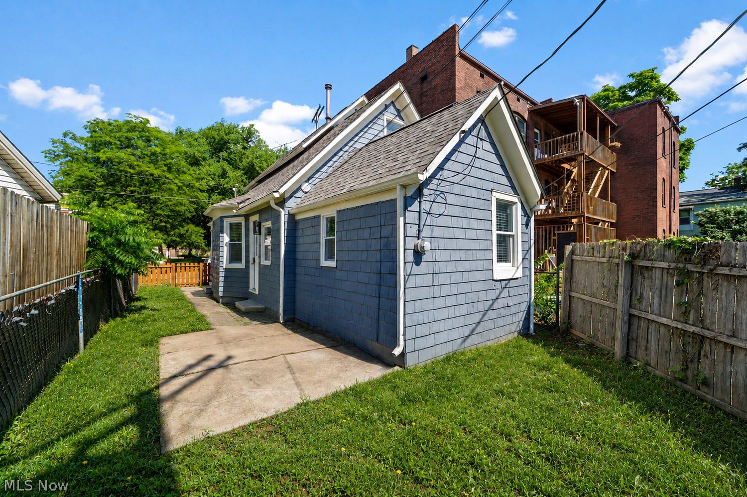 1913 Fulton Road Cleveland OH 44113