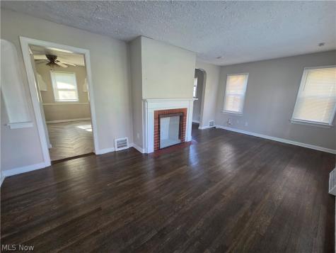 994 Yellowstone Avenue Cleveland Heights OH 44121