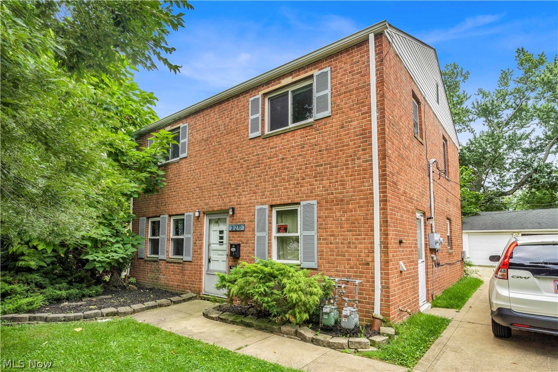21270 Crystal Avenue Euclid OH 44123