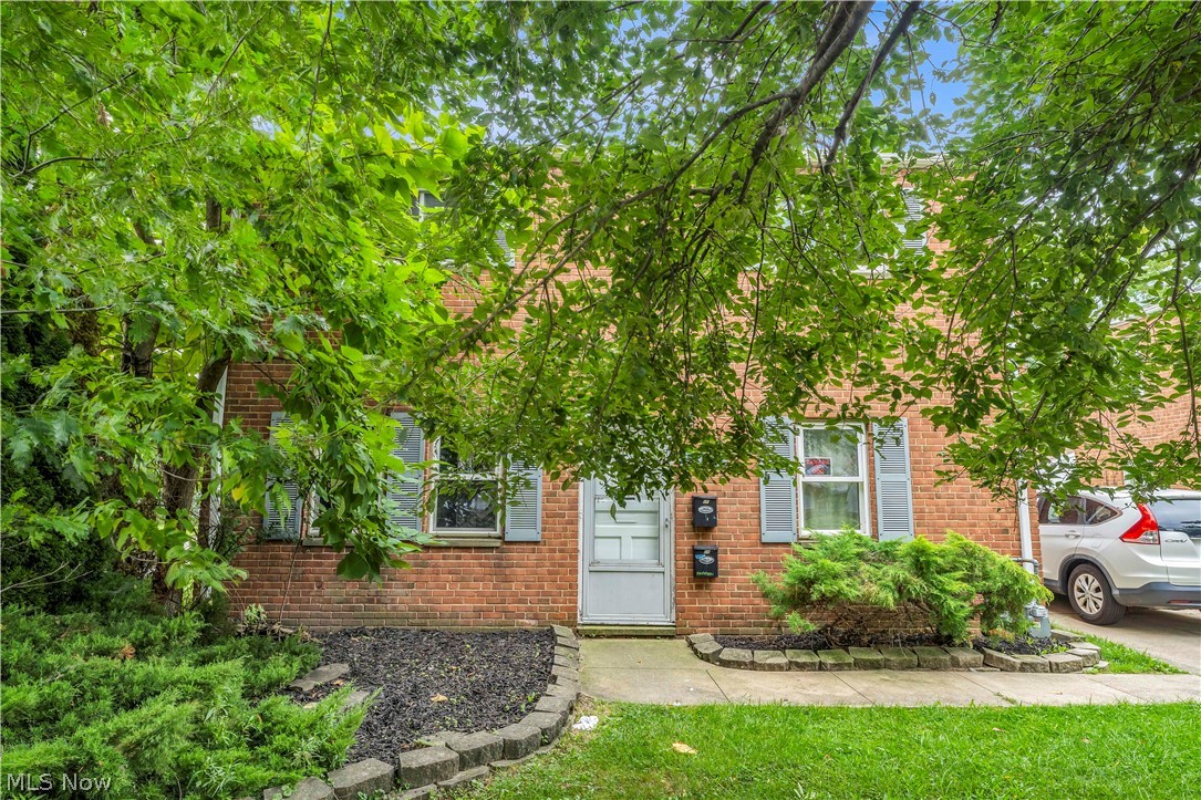 21270 Crystal Avenue Euclid OH 44123