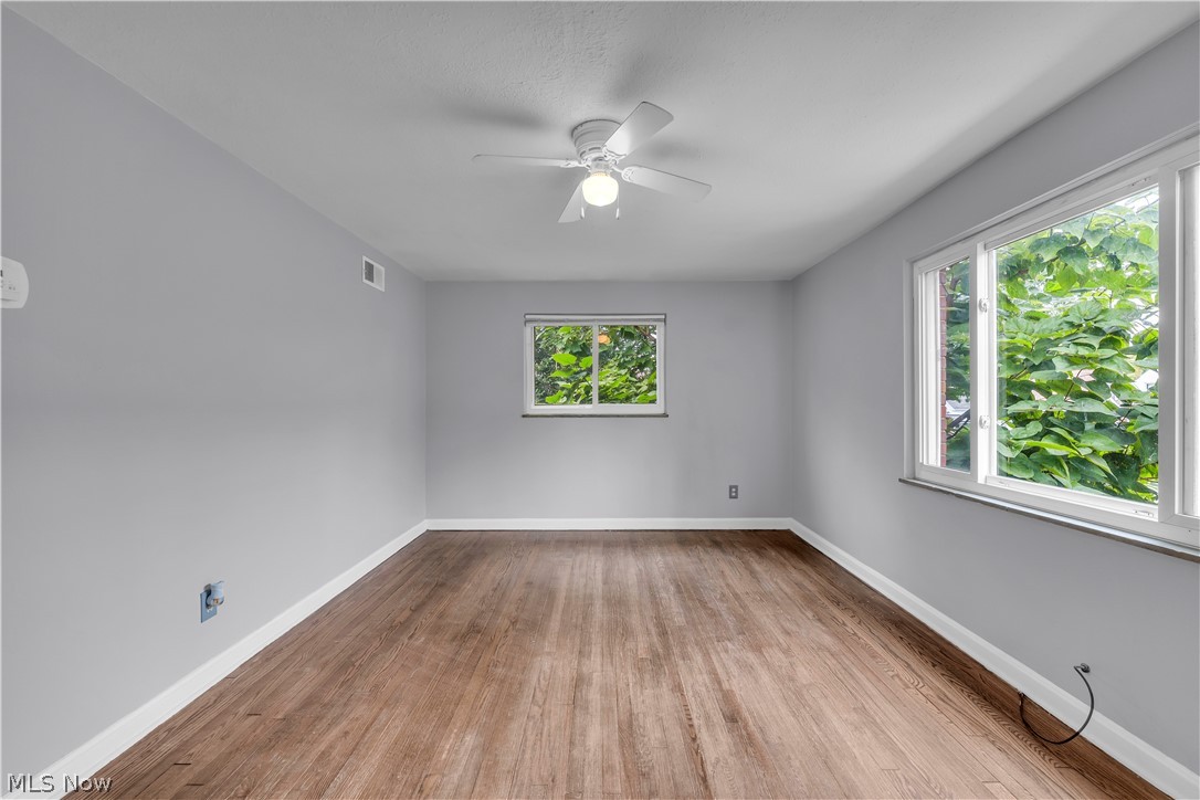 21270 Crystal Avenue Euclid OH 44123