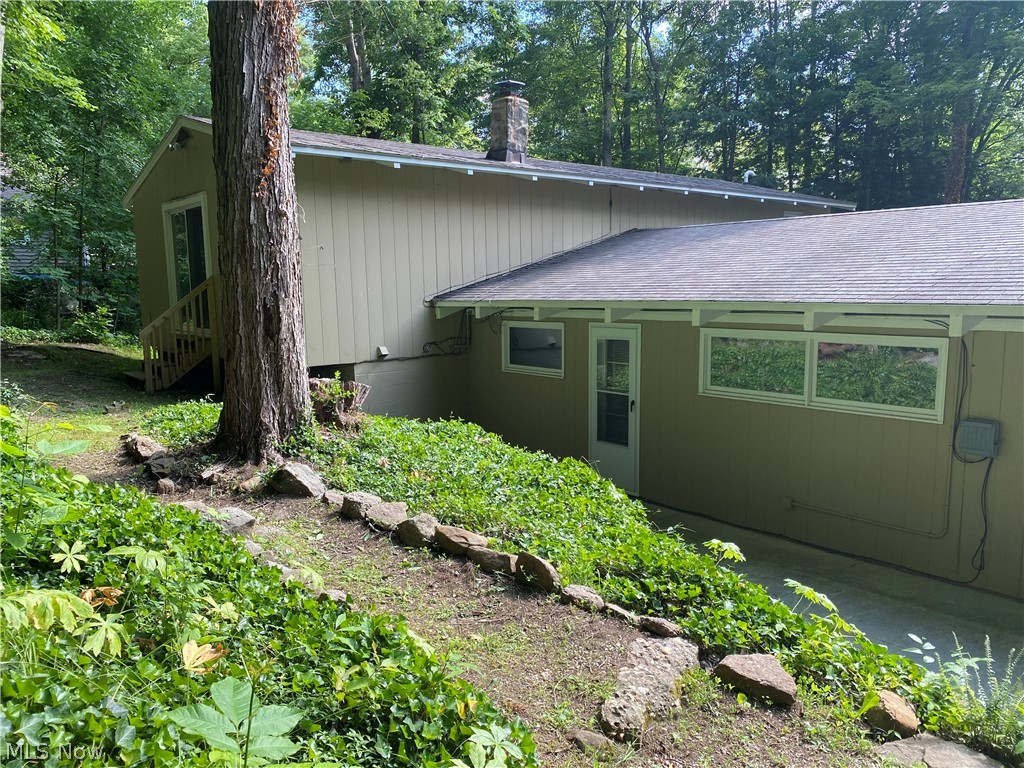 17079 Cats Den Road Chagrin Falls OH 44023