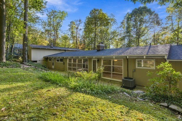 17079 Cats Den Road Chagrin Falls OH 44023