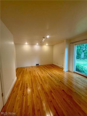 26201 Annesley Road Beachwood OH 44122