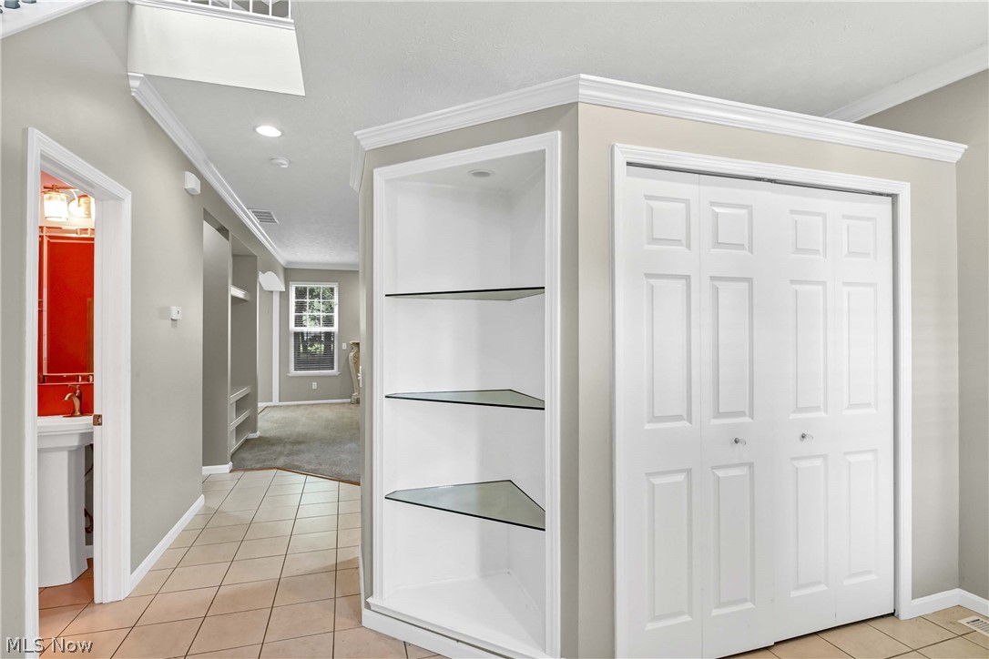 2708 Wyndgate Court Westlake OH 44145