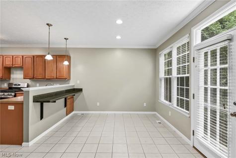 2708 Wyndgate Court Westlake OH 44145