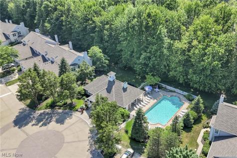 2708 Wyndgate Court Westlake OH 44145