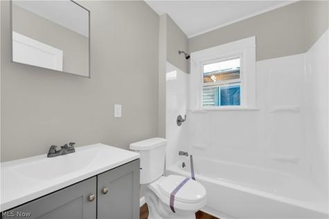 9409 Denison Avenue Cleveland OH 44102