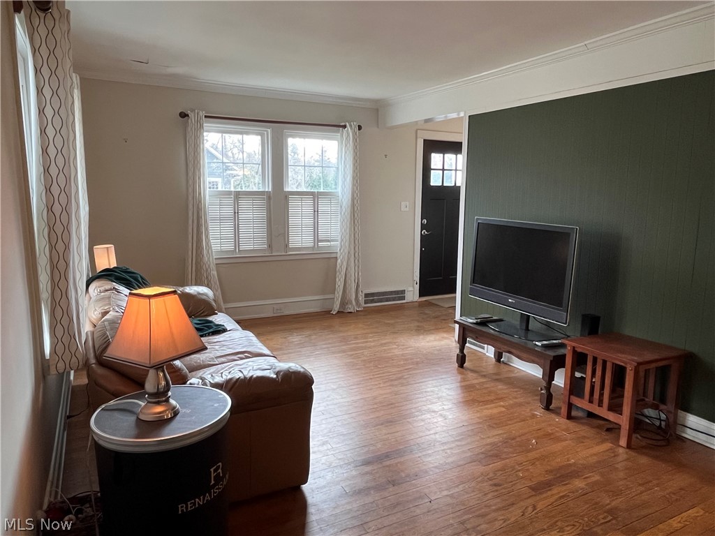 15 South Street Chagrin Falls OH 44022