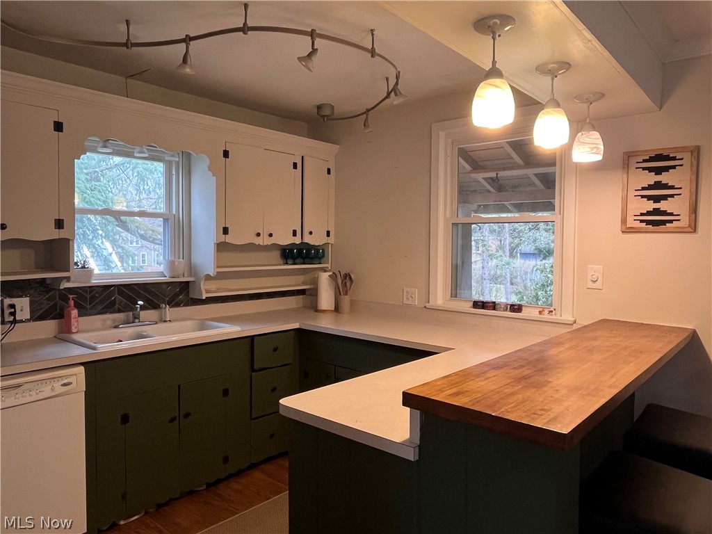 15 South Street Chagrin Falls OH 44022