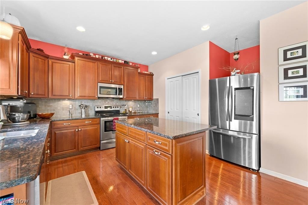 73 Quartz Avenue Peninsula OH 44264