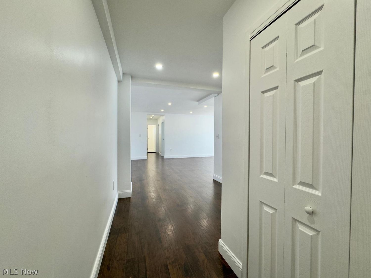 11720 Edgewater Drive Lakewood OH 44107