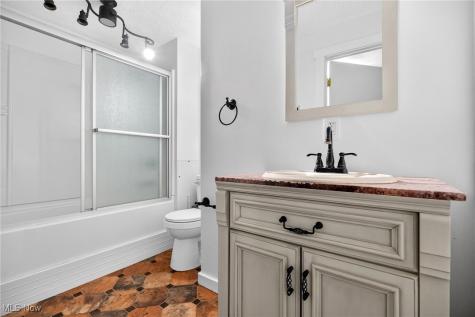 3863 Wiltshire Road North Royalton OH 44133