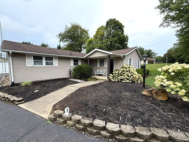 5965 South Drive Nashport OH 43830