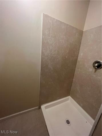 3633 Tullamore Road University Heights OH 44118