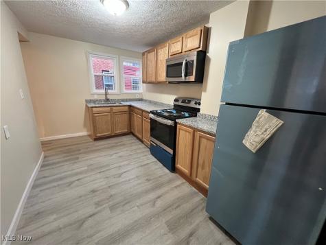 3633 Tullamore Road University Heights OH 44118