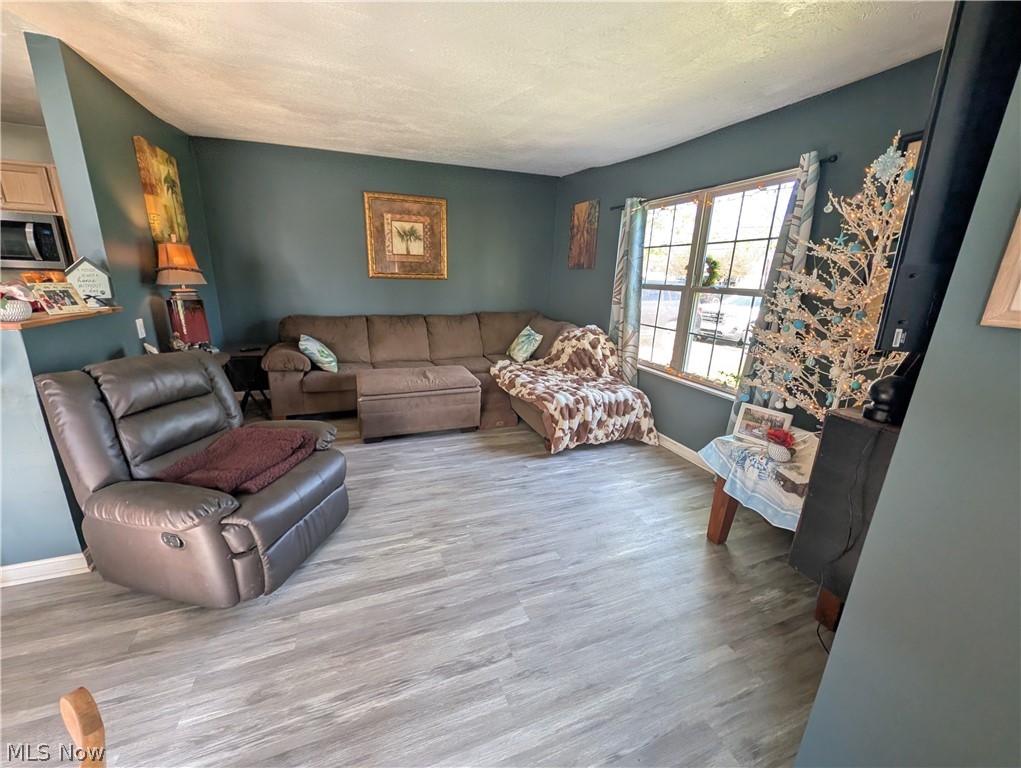 9552 Cloverleaf Road Windham OH 44288