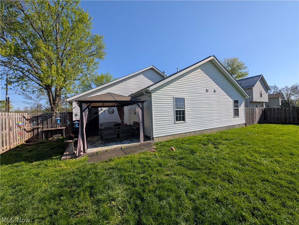9552 Cloverleaf Road Windham OH 44288