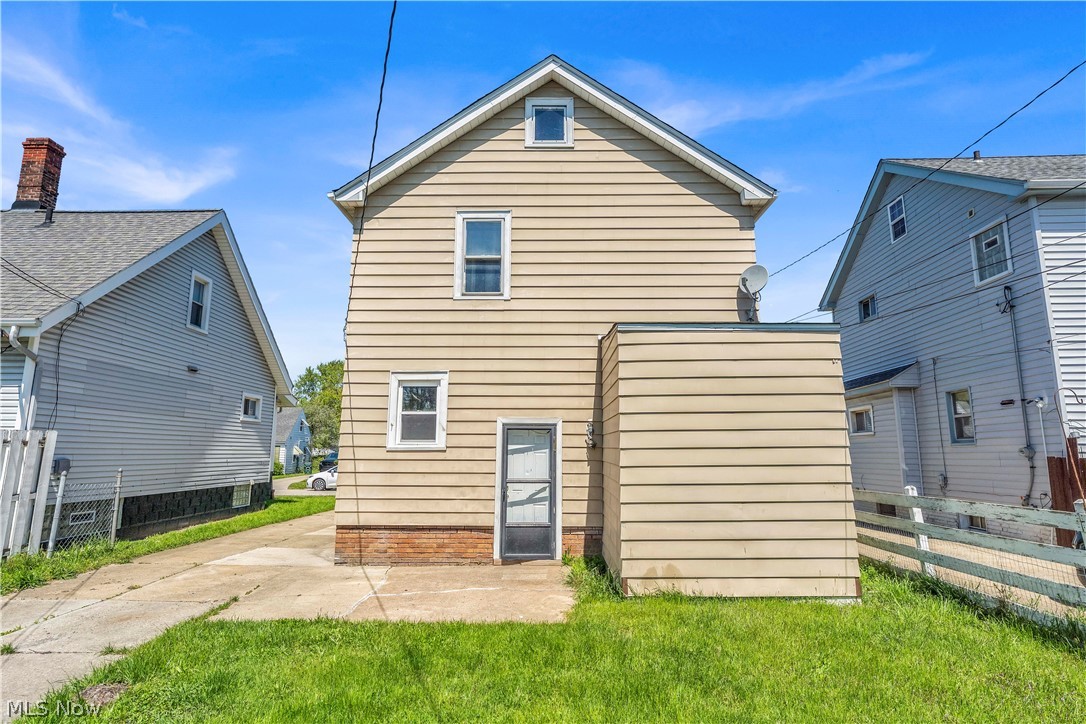 12808 Havana Road Garfield Heights OH 44125