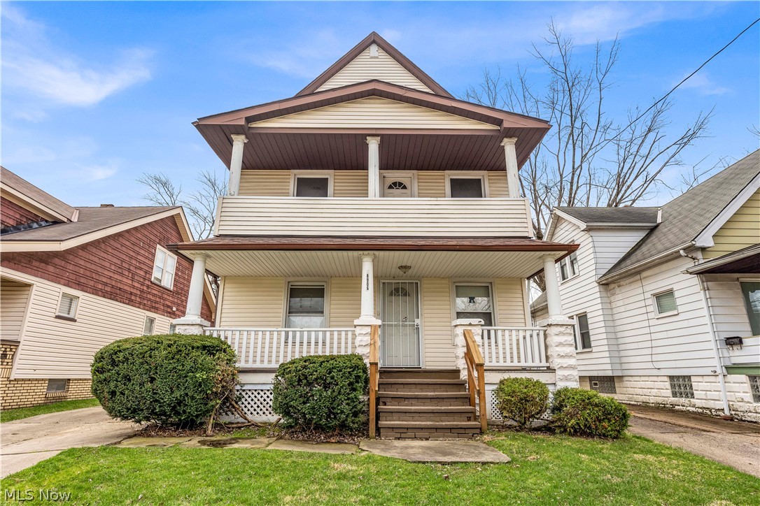 8906 Jeffries Avenue Cleveland OH 44105