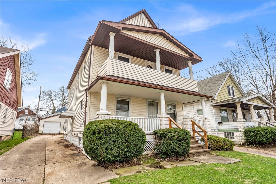 8906 Jeffries Avenue Cleveland OH 44105