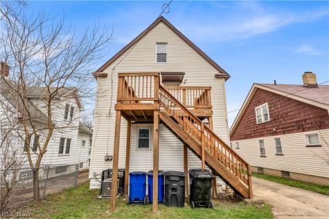 8906 Jeffries Avenue Cleveland OH 44105