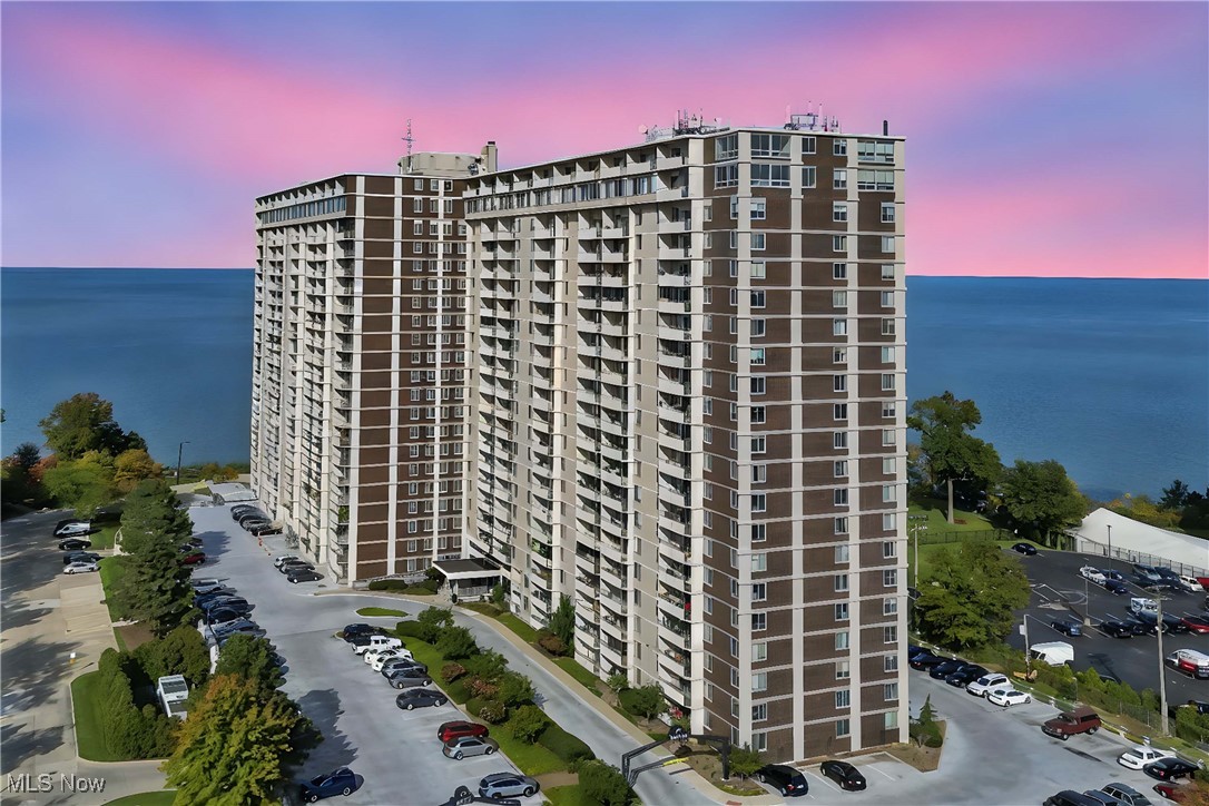 12900 Lake Avenue Lakewood OH 44107