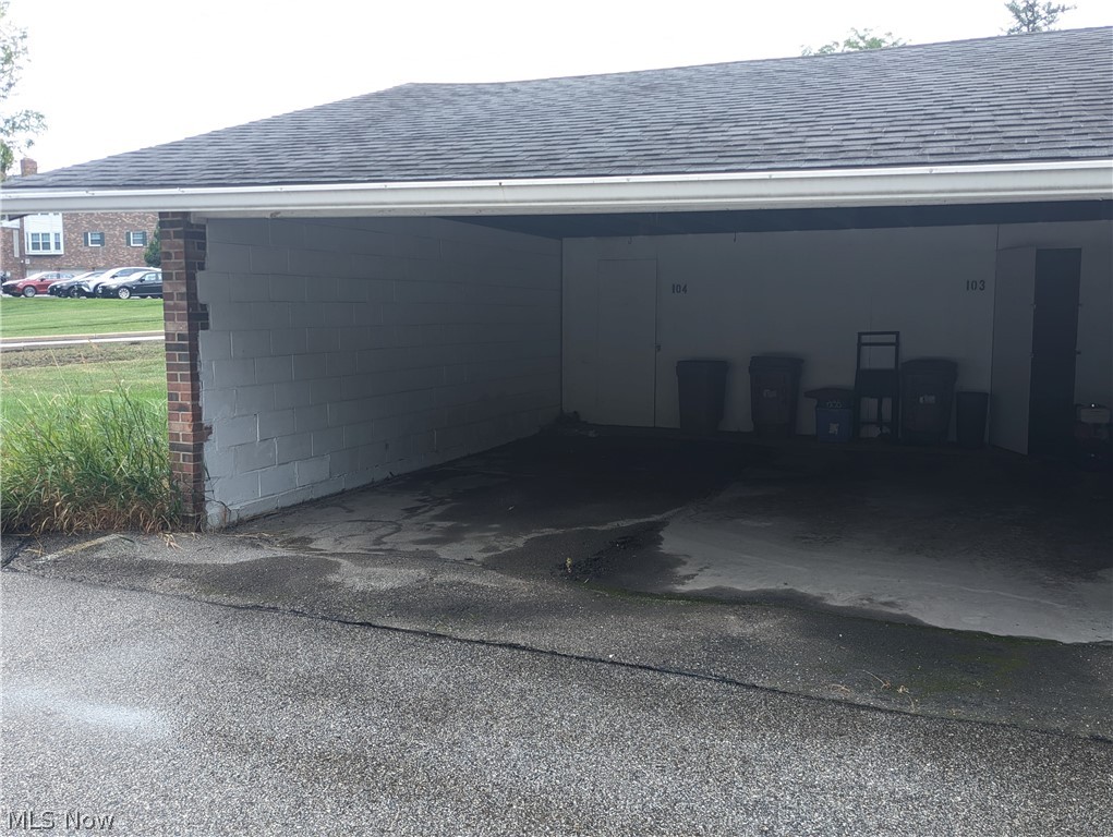 6920 Carriage Hill Drive Brecksville OH 44141