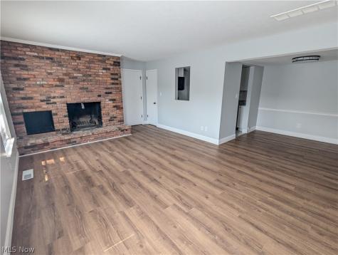 6920 Carriage Hill Drive Brecksville OH 44141