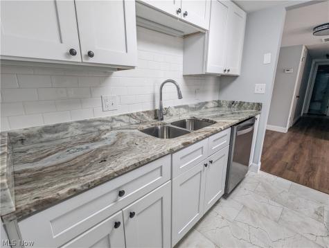 6920 Carriage Hill Drive Brecksville OH 44141