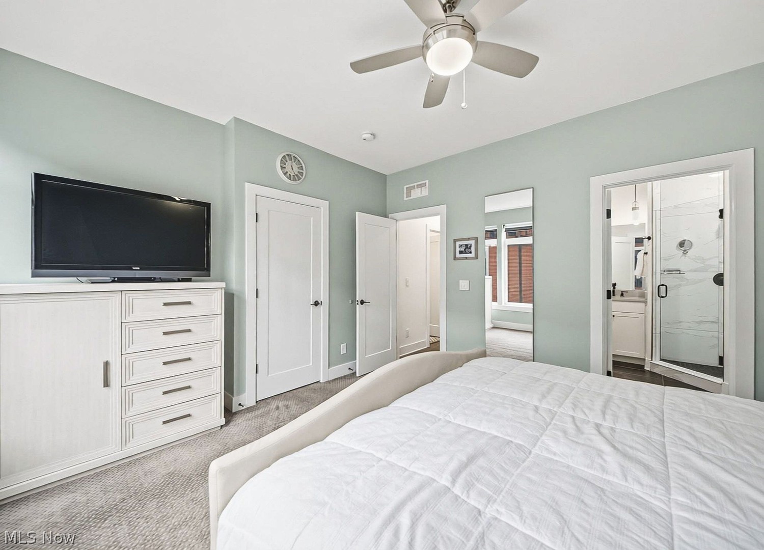2249 W 19th Street Cleveland OH 44113
